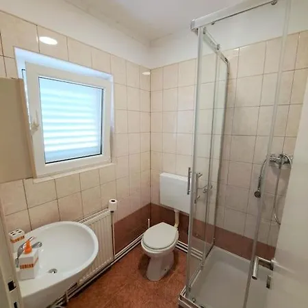 Wine House Marlais *