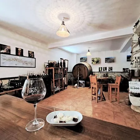 Wine House Marlais Apartment